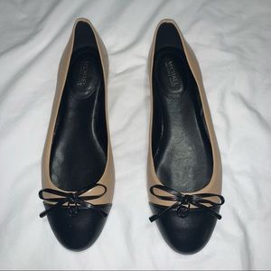 New Michael Kors Tan & Black Cap Toe ballet flats sz 7.5
